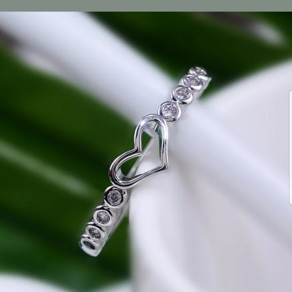 huitan Jewelry - New sterling silver heart white sapphire ring